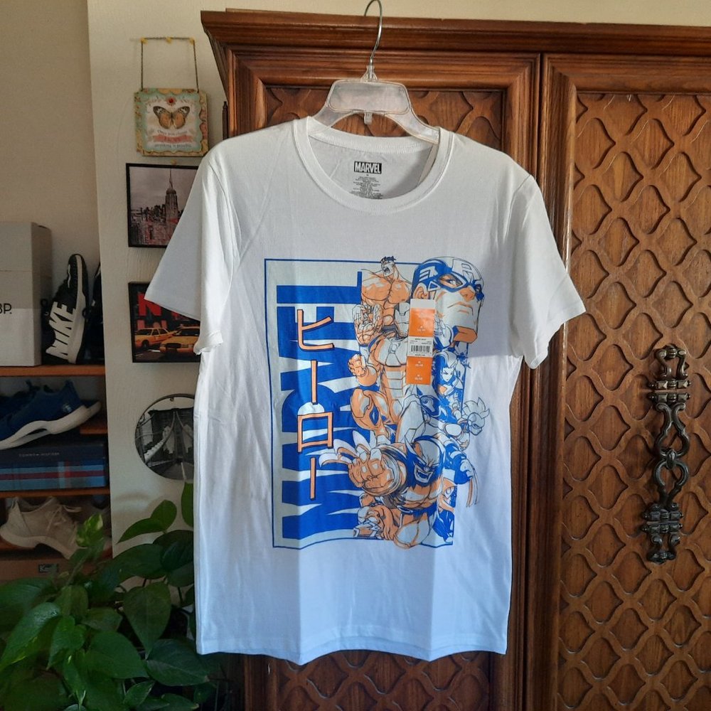 MARVEL Kanji Group Characters Graphic Tee NWT - White. Size M